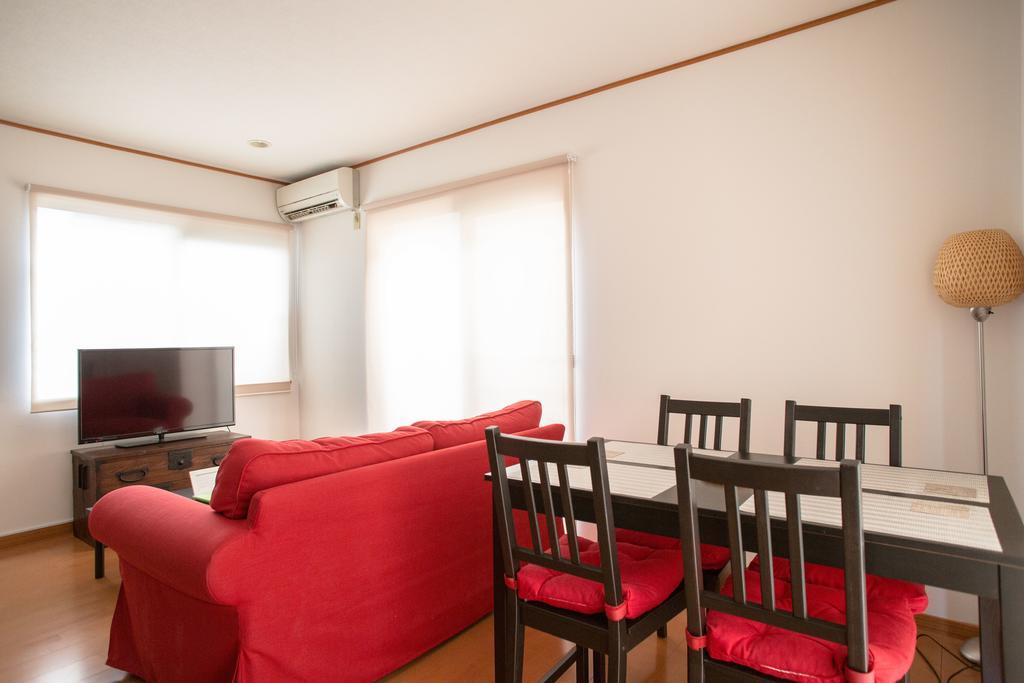 Guesthouse Iloha Кіото Екстер'єр фото